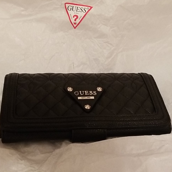 - Wallet - Picture 2 of 11